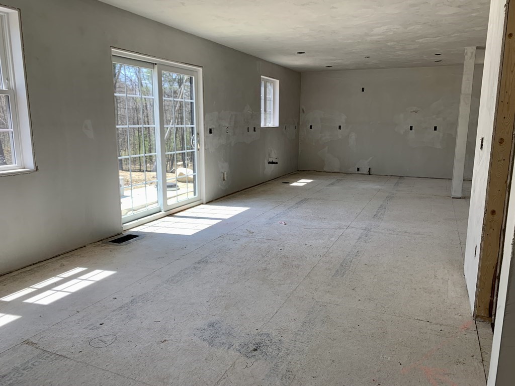 80 Old Princeton Road Hubbardston, MA 01452 - Photo 4 of 11