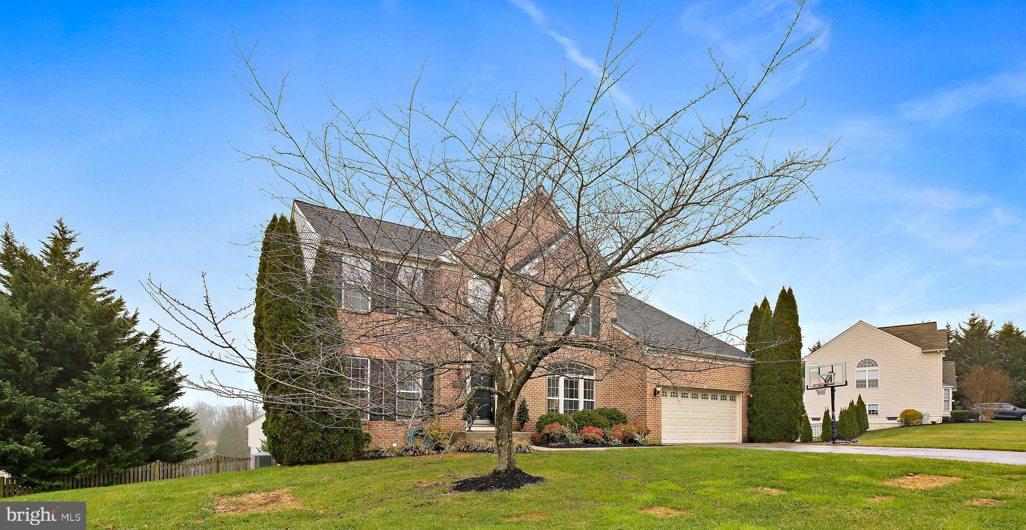 413 Ronsdale Road Sykesville, MD 21784 - Photo 40 of 46 Side View of the front of the house