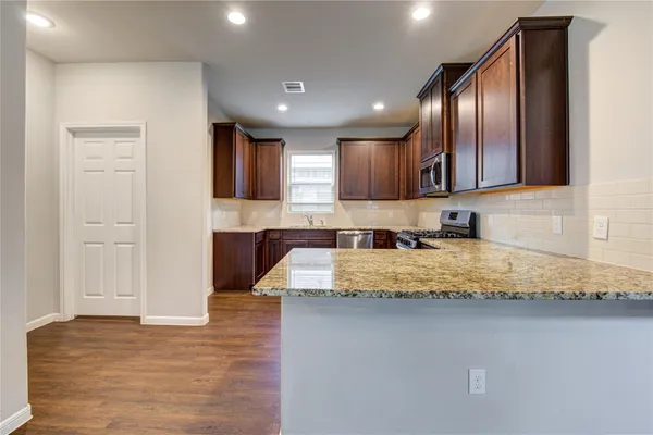 $2,750 | 13217 Dalvay Beach Drive, Texas City, TX 77568