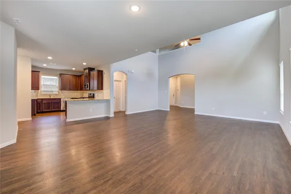 $2,750 | 13217 Dalvay Beach Drive, Texas City, TX 77568