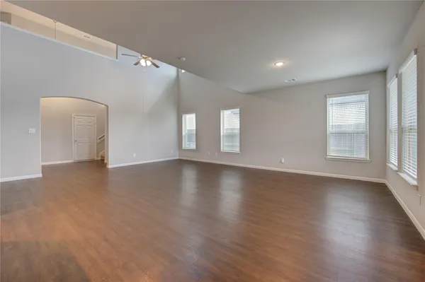 $2,750 | 13217 Dalvay Beach Drive, Texas City, TX 77568