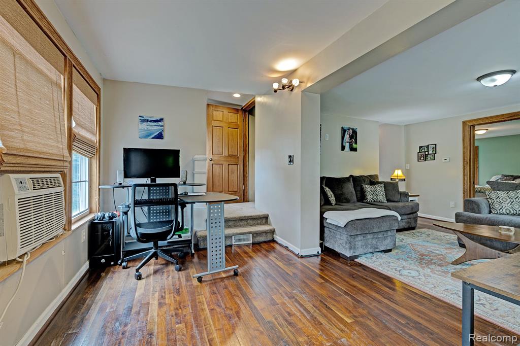 1793 Clark Road Lapeer, MI 48446 - Photo 15 of 38