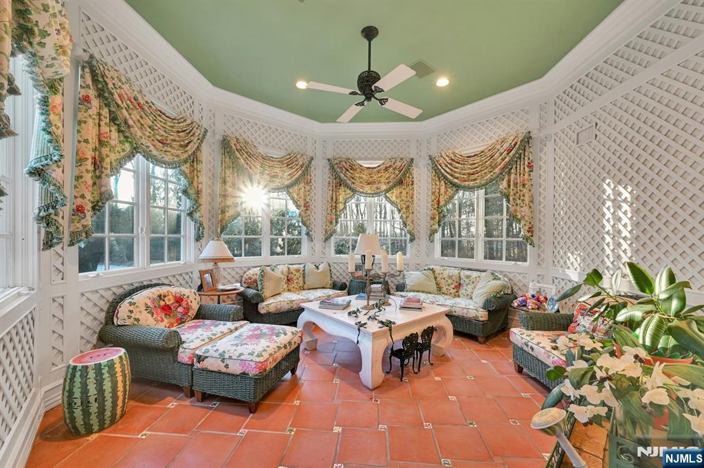 86 Fox Hedge Road Saddle River, NJ 07458 - Photo 13 of 44