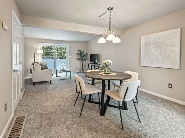 $318,000 | 45 Fox Meadow Road, Unit F, Leominster, MA 01453