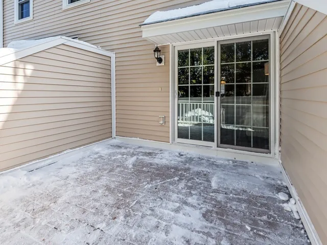 $318,000 | 45 Fox Meadow Road, Unit F, Leominster, MA 01453