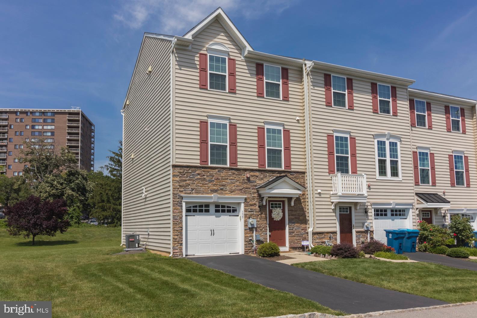 139 Old Cedarbrook Road Wyncote, PA 19095 - Photo 1 of 32 Gallery Image 1