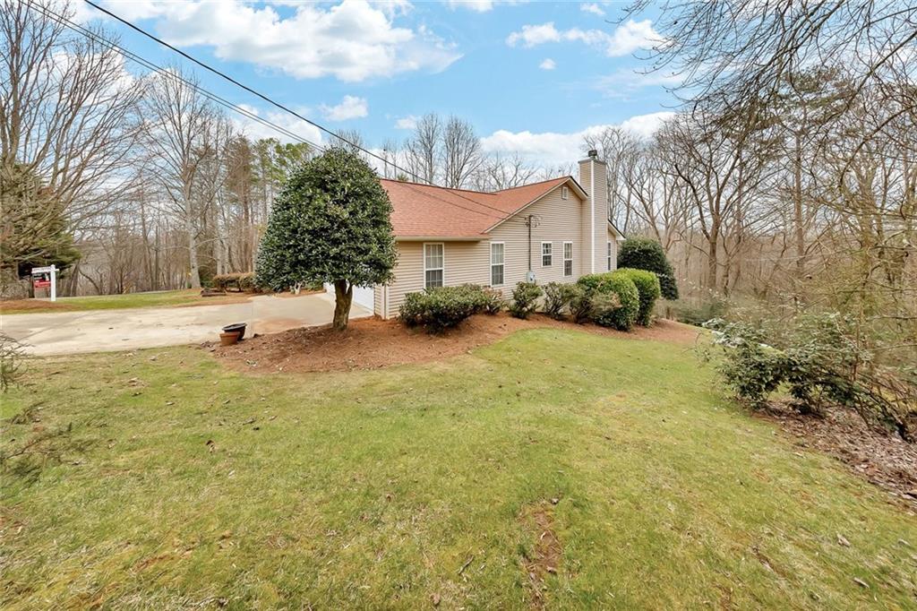 611 Talona Mountain Road Ellijay, GA 30536 - Photo 4 of 54