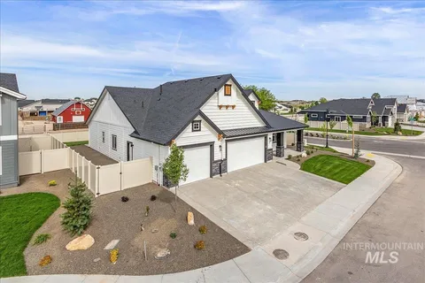 $769,500 | 2173 North Burnam Place, Star, ID 83669