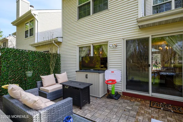 $500,000 | 55 Malibu Drive, Eatontown, NJ 07724