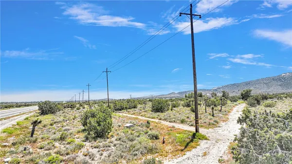$109,000 | 209 Highway 138, Llano, CA 93544