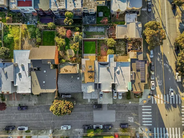 $1,995,000 | 1815 18th Avenue, San Francisco, CA 94122