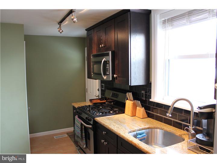 923 Church Road Springfield, PA 19064 - Photo 11 of 25 Kitchen