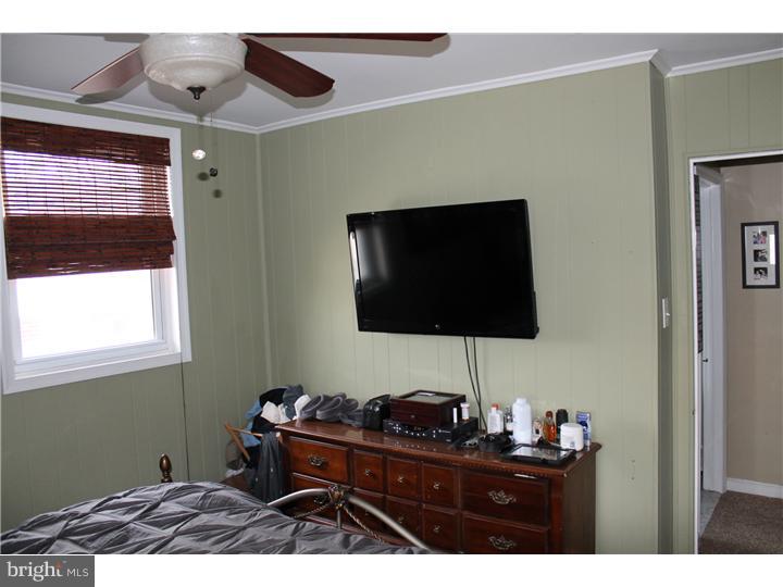 923 Church Road Springfield, PA 19064 - Photo 18 of 25 Bedroom 2