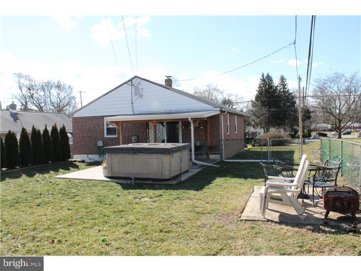 923 Church Road Springfield, PA 19064 - Photo 4 of 25 Exterior Back