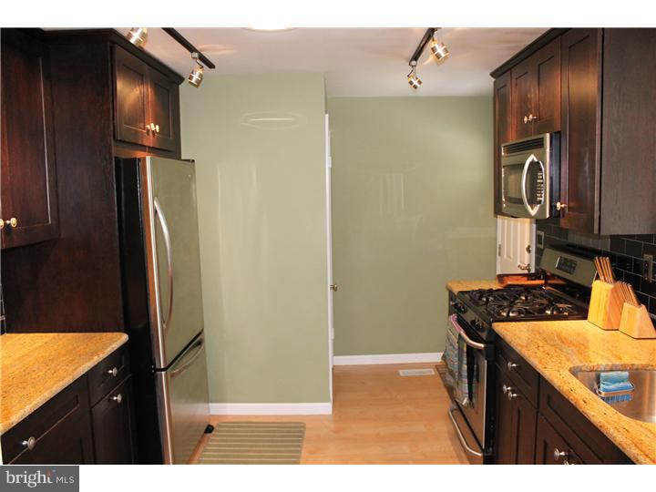 923 Church Road Springfield, PA 19064 - Photo 9 of 25 Kitchen