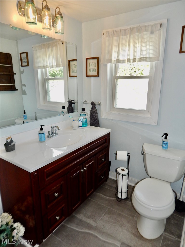 1310 Spring Road Cleveland, OH 44109 - Photo 16 of 35 Gallery Image 16
