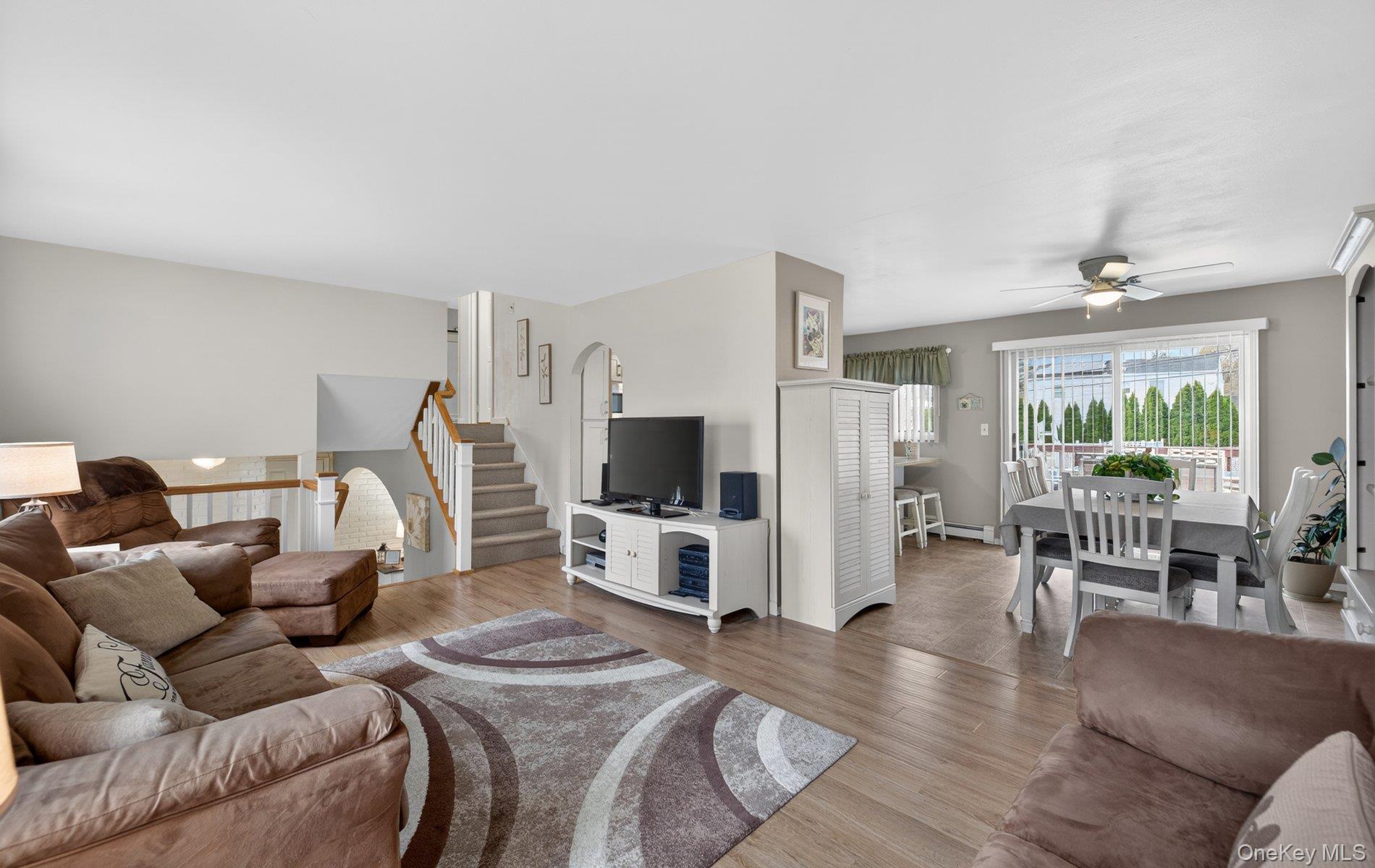 92 Nimbus Road Holbrook, NY 11741 - Photo 4 of 22