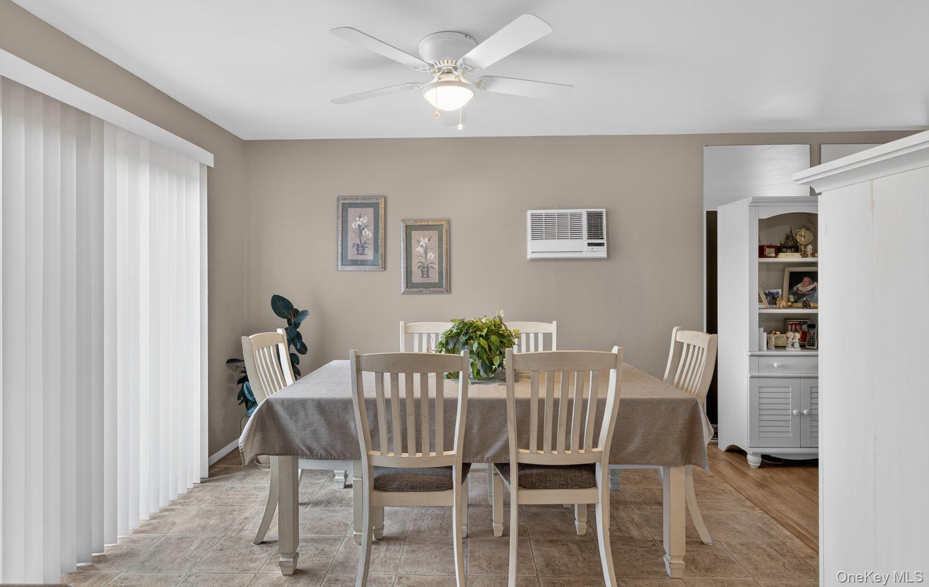 92 Nimbus Road Holbrook, NY 11741 - Photo 5 of 22