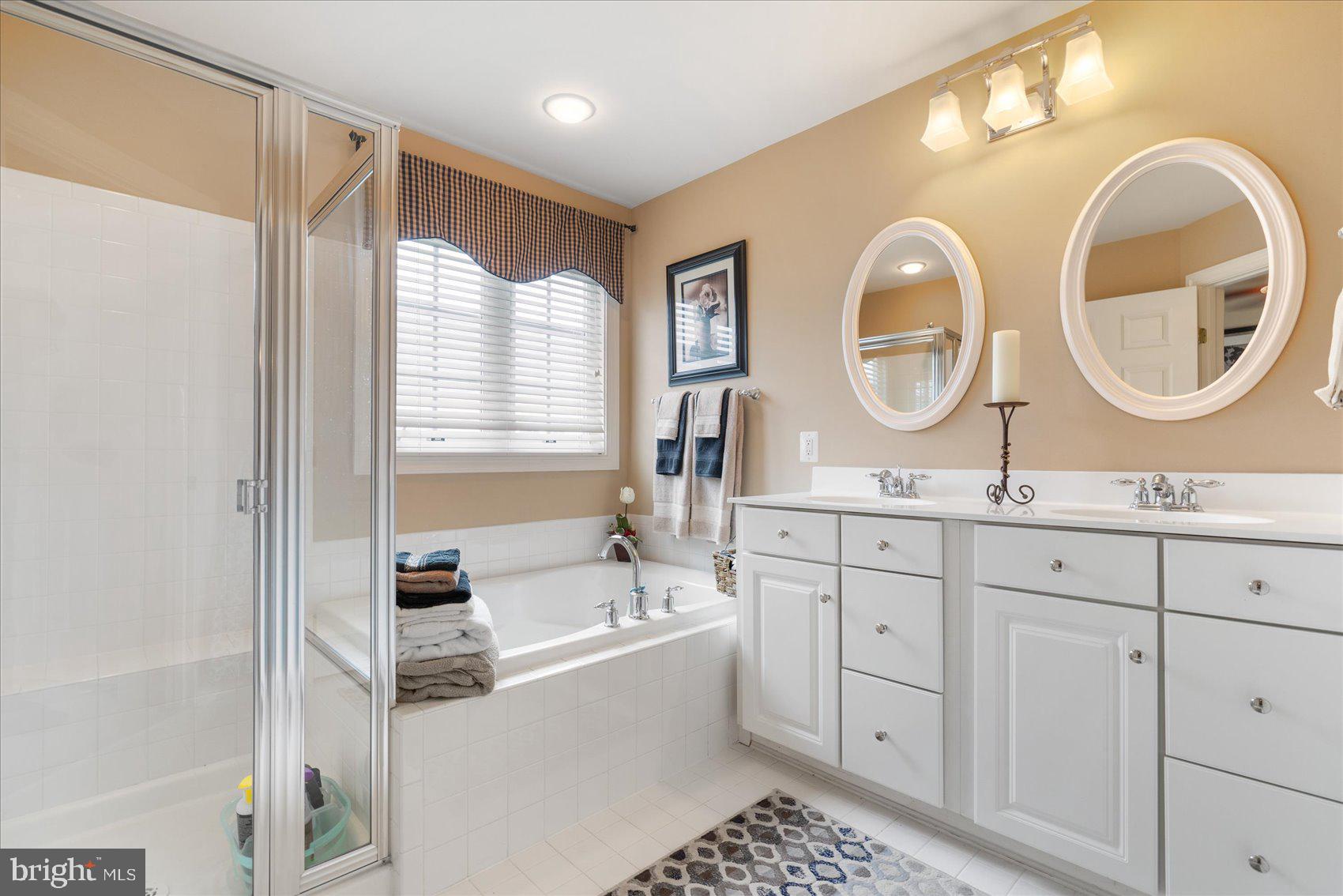 5152 Key View Way Perry Hall, MD 21128 - Photo 27 of 37 Primary Bath