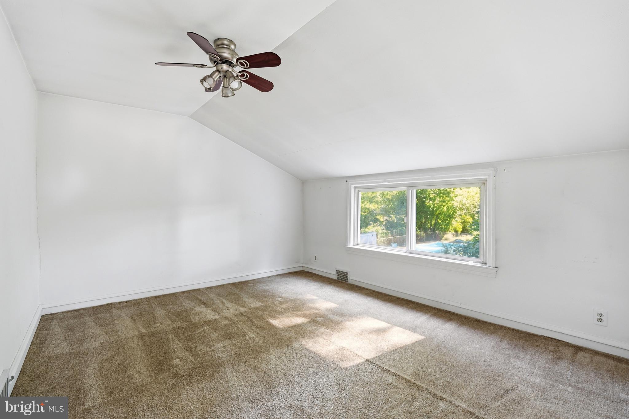 314 South Lippincott Avenue Maple Shade, NJ 08052 - Photo 23 of 33