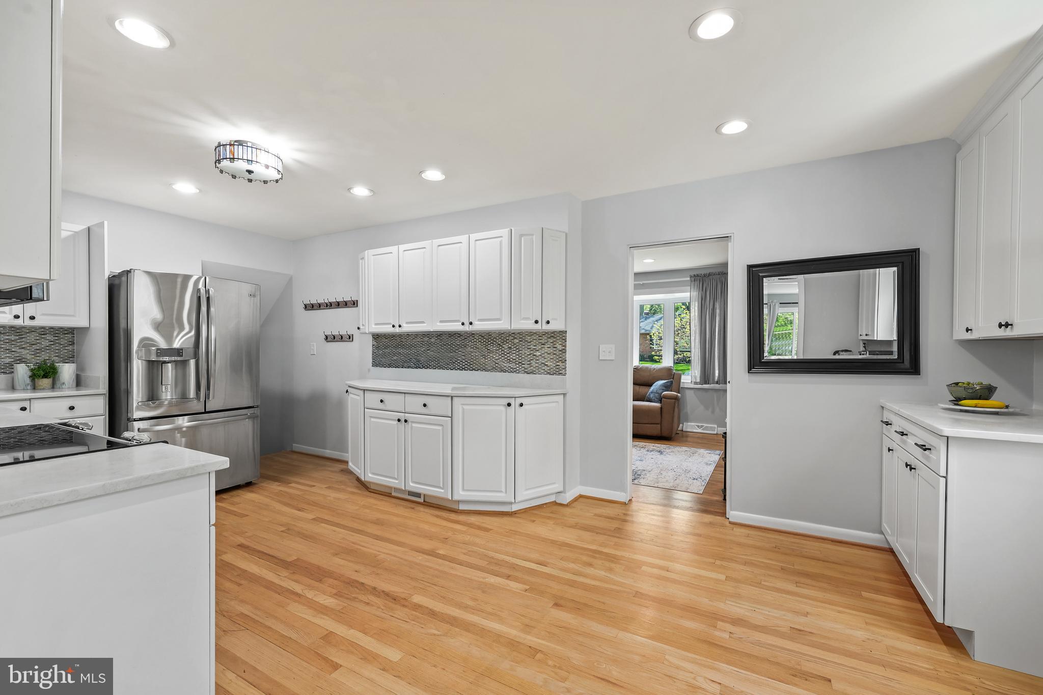 32 Severndale Road Severna Park, MD 21146 - Photo 10 of 44 Gallery Image 10
