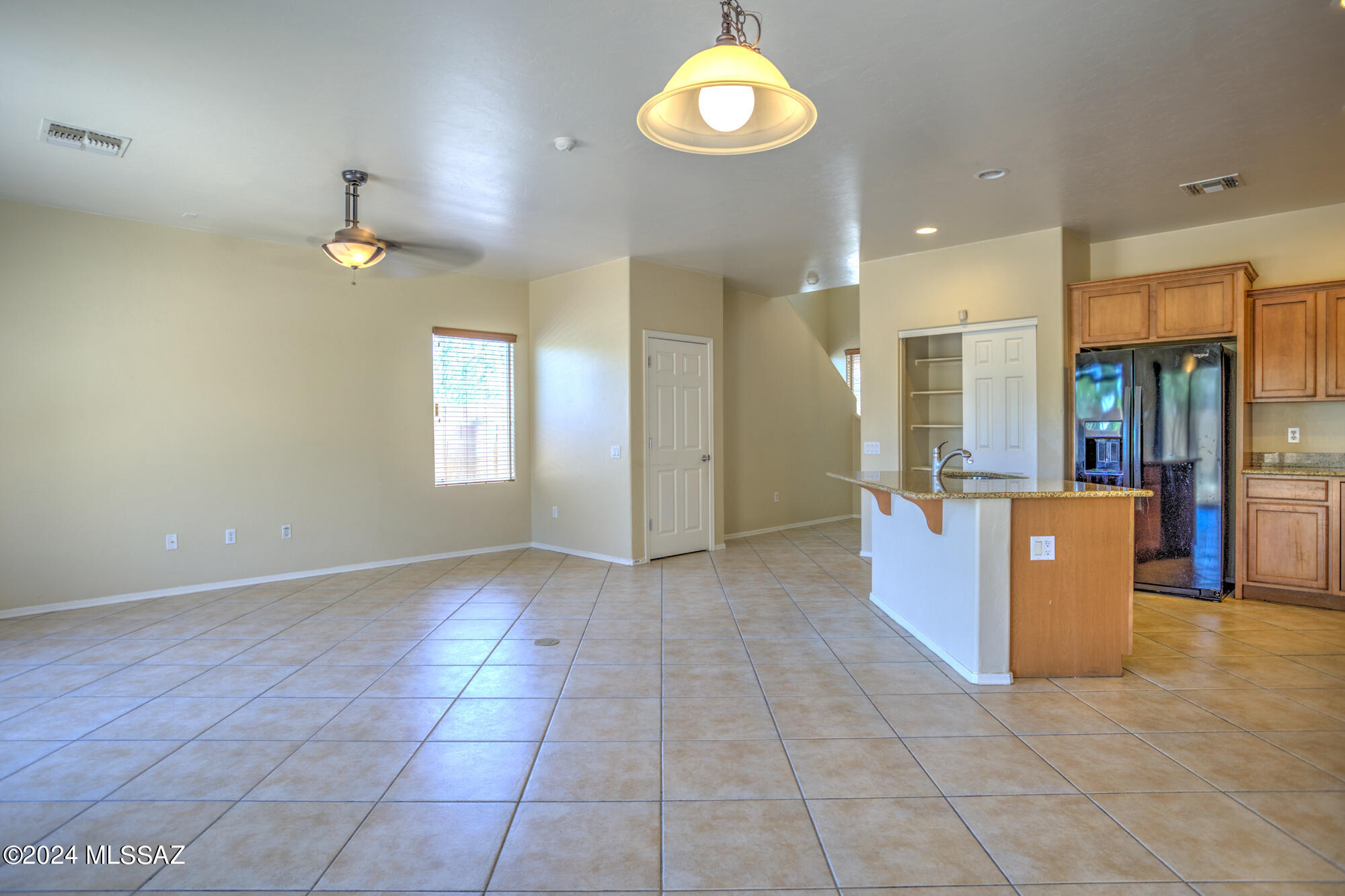 10583 East Water Poppy Road Tucson, AZ 85747 - Photo 6 of 40