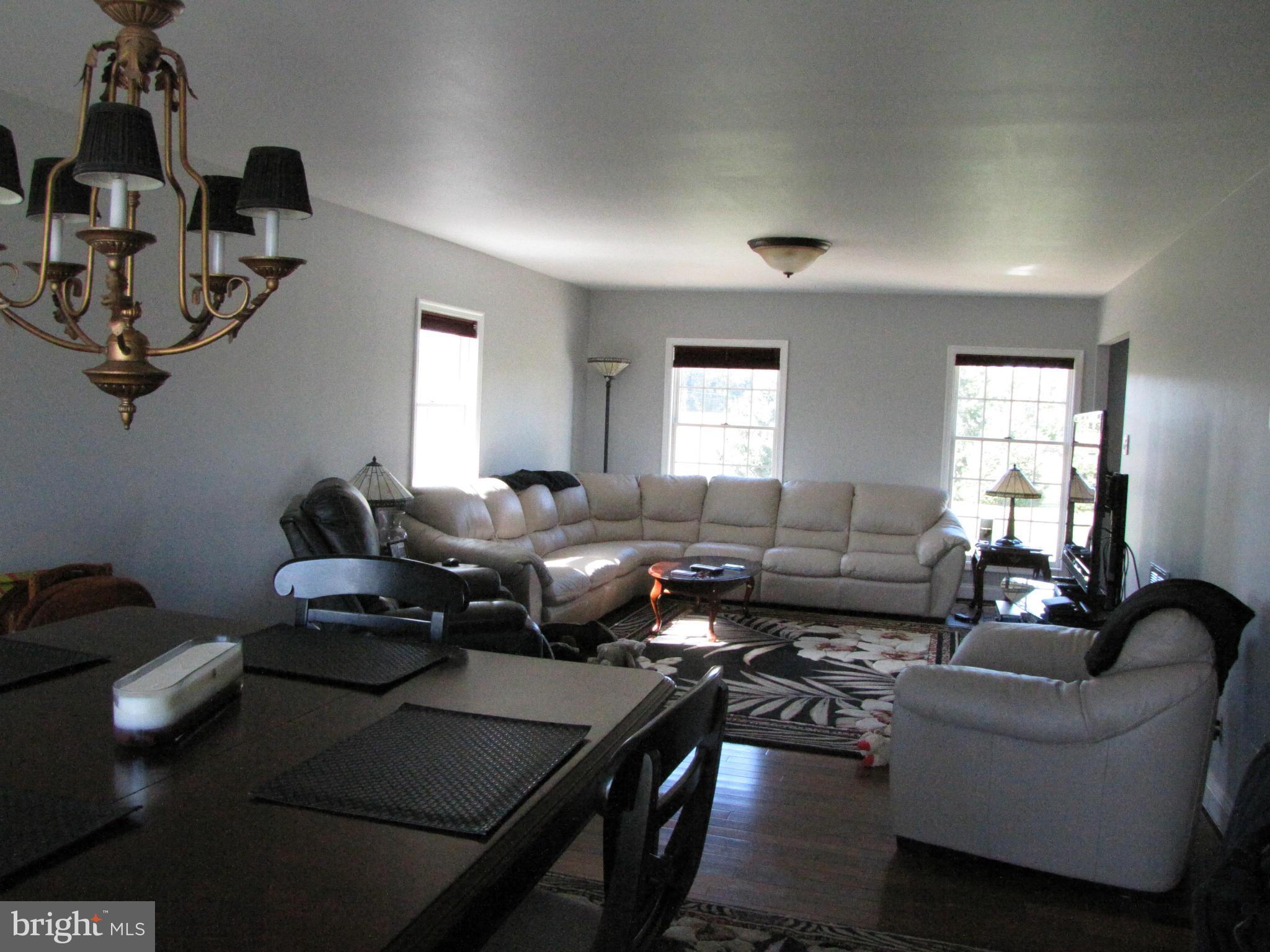 7525 Kent Point Road Stevensville, MD 21666 - Photo 13 of 25 Family Room