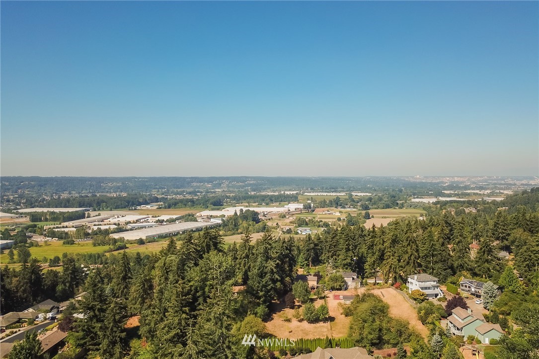4327 Chrisella Road East Edgewood, WA 98372 - Photo 5 of 15 Gallery Image 5
