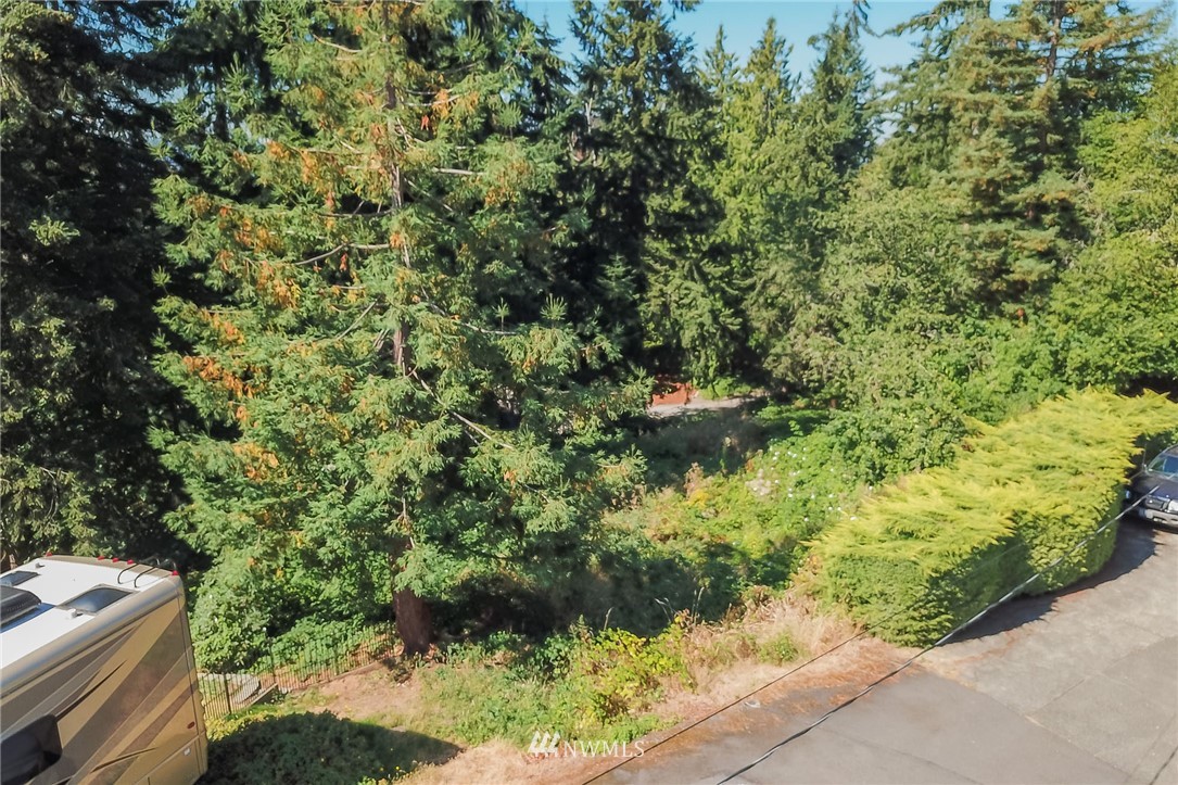 4327 Chrisella Road East Edgewood, WA 98372 - Photo 9 of 15 Gallery Image 9