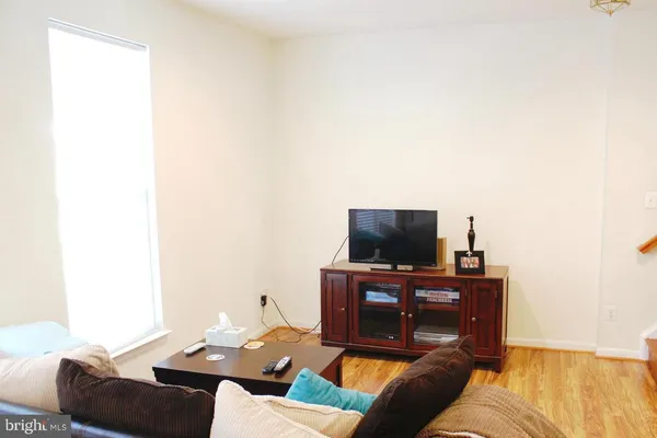 $3,100 | 12953 Park Crescent Circle, Herndon, VA 20171