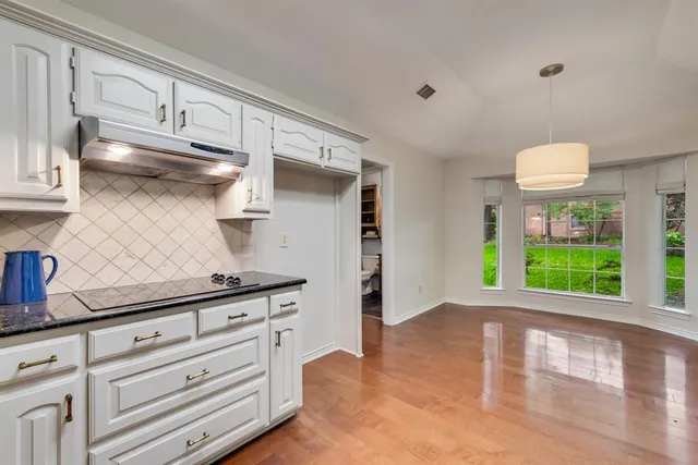 $445,900 | 907 Sunpoint Circle, Rockwall, TX 75087