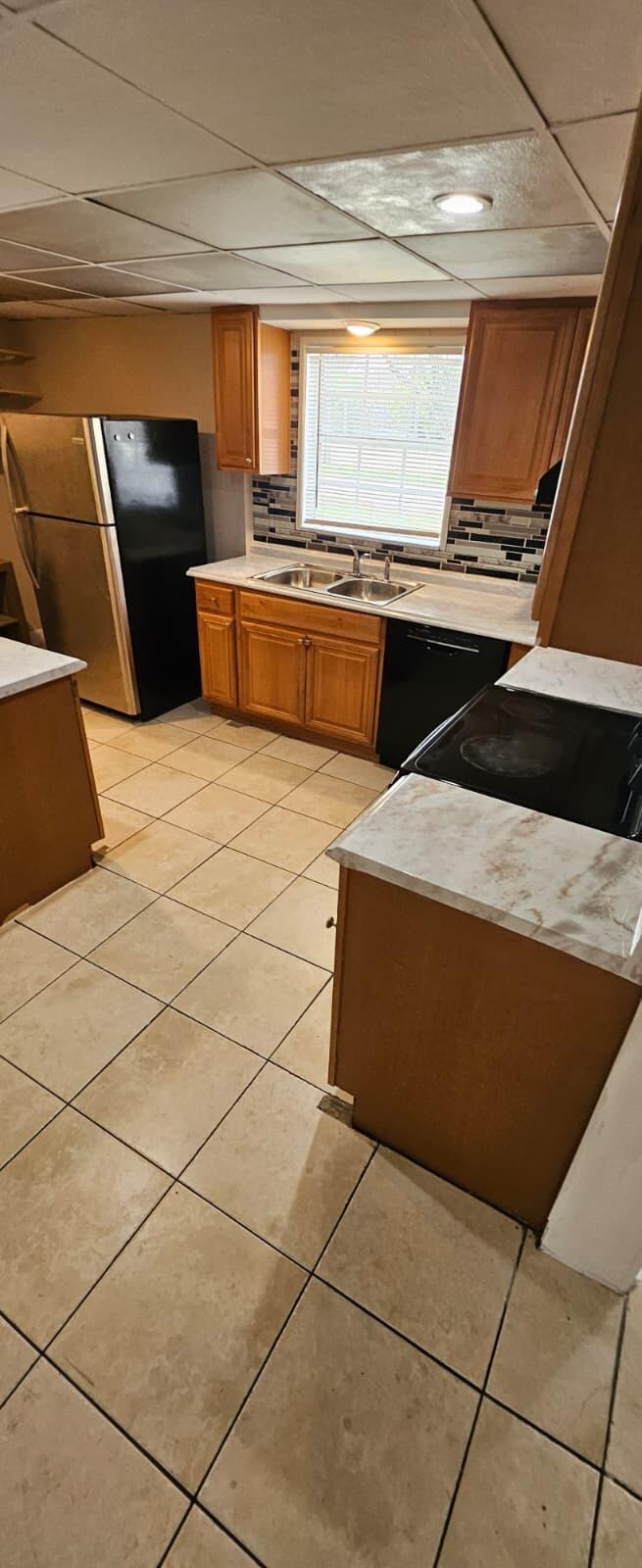 1202 Summer Street, Unit 1202 Palm Springs, FL 33461 - Photo 14 of 32