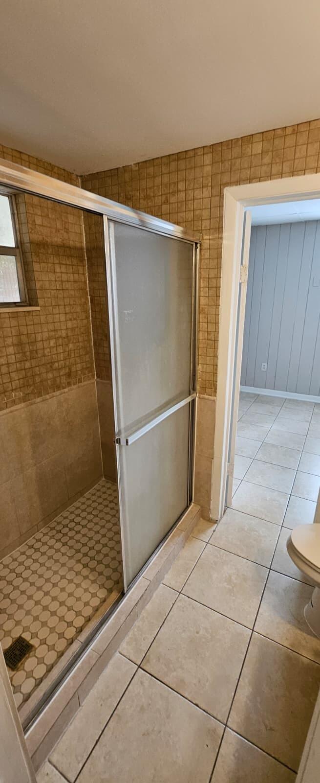 1202 Summer Street, Unit 1202 Palm Springs, FL 33461 - Photo 18 of 32 a view of a bathroom