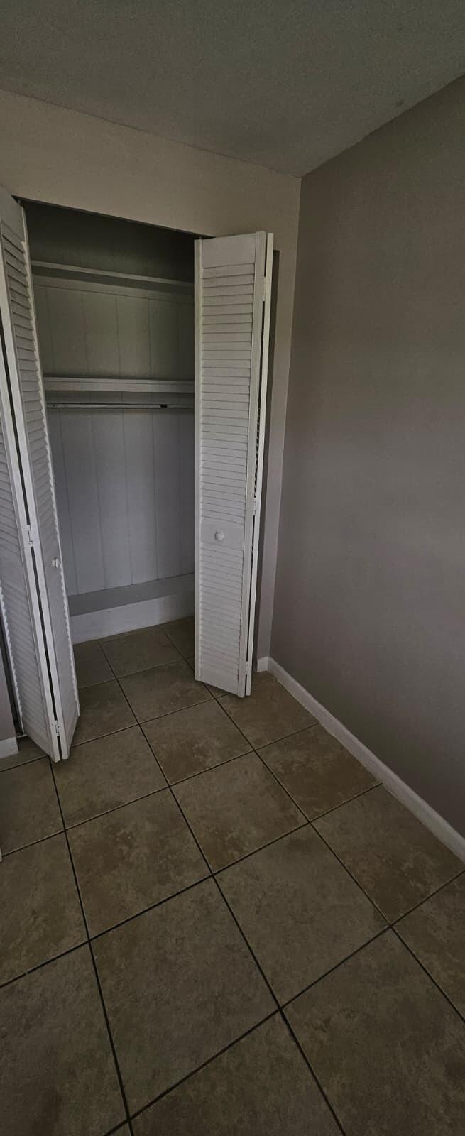 1202 Summer Street, Unit 1202 Palm Springs, FL 33461 - Photo 27 of 32