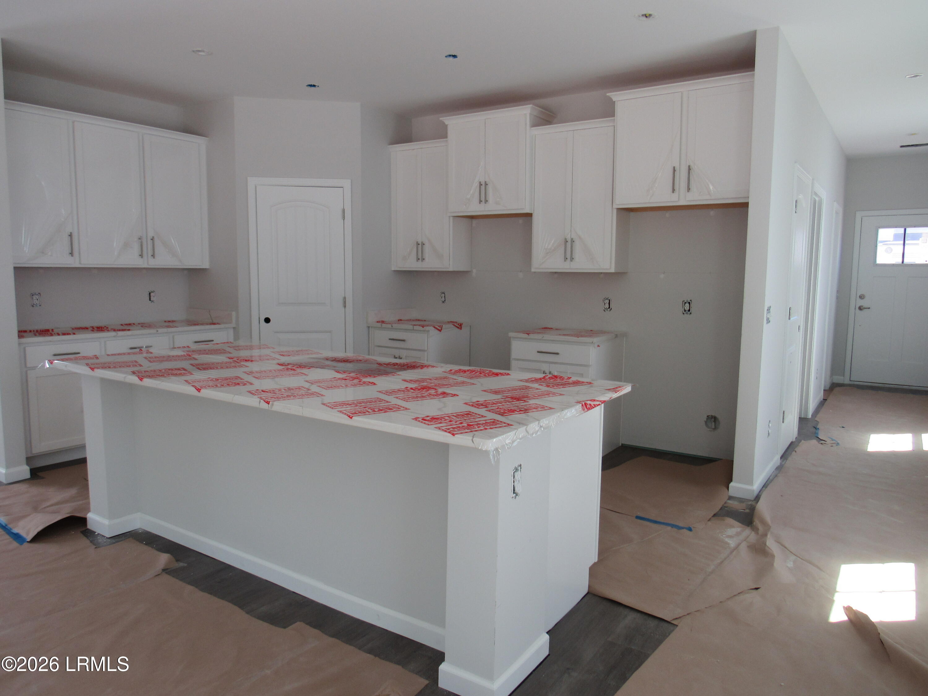 357 Conifer Street Hardeeville, SC 29927 - Photo 2 of 11 Kitchen