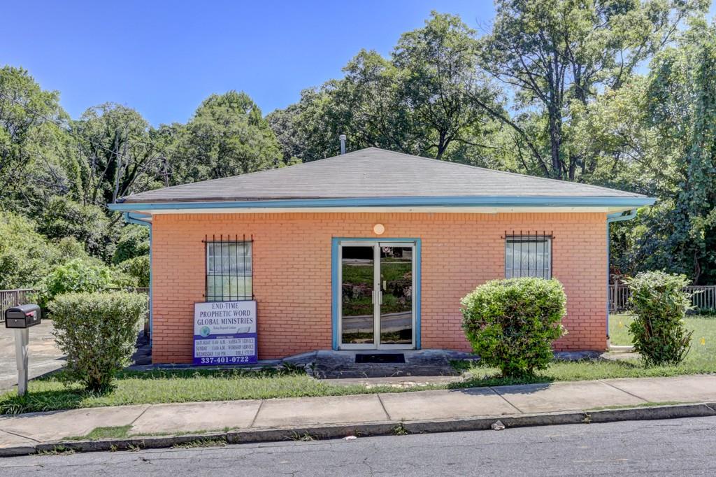 4 Johnson Road Northwest Atlanta, GA 30318 - Photo 1 of 1