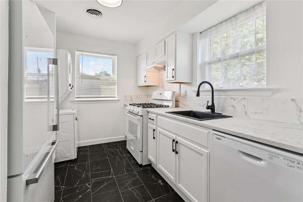 2818 Tugie Drive, Unit C Metairie, LA 70003 - Photo 3 of 11