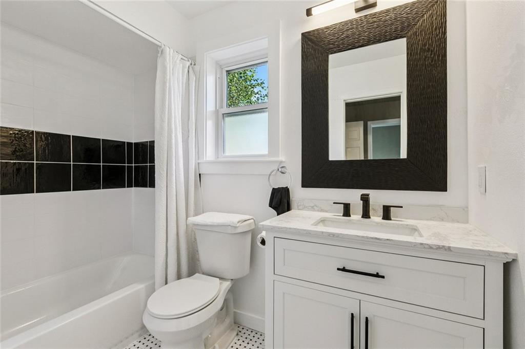 2818 Tugie Drive, Unit C Metairie, LA 70003 - Photo 10 of 11