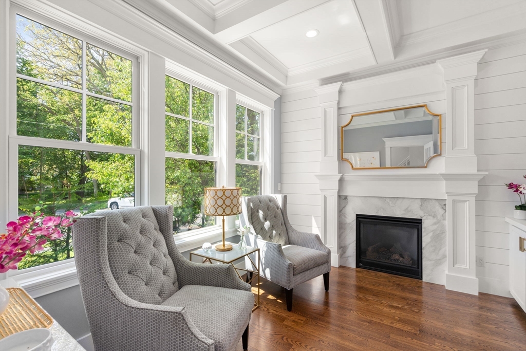 33 Hickory Road Wellesley, MA 02482 - Photo 6 of 42