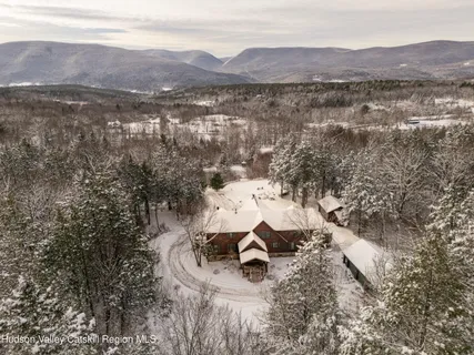 $2,299,000 | 37 Notch View Road, Lexington, NY 12468