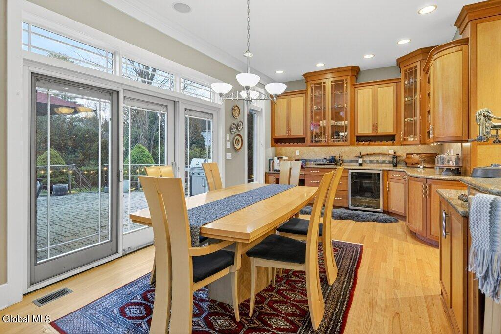 29 Alva Road Niskayuna, NY 12309 - Photo 12 of 52 012-DSC08352_m