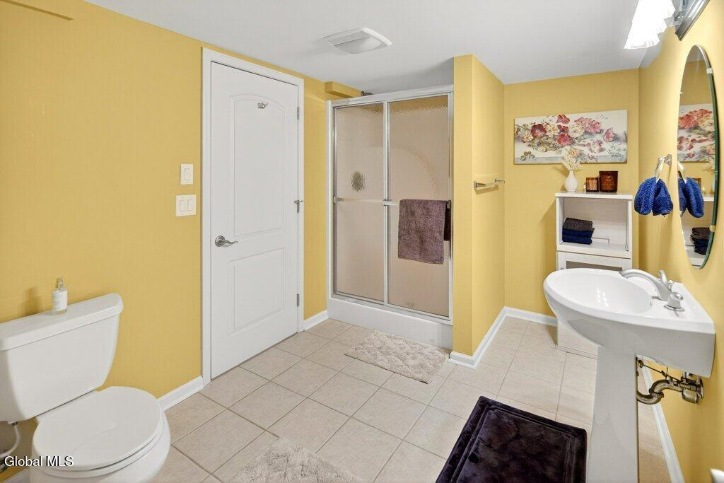 29 Alva Road Niskayuna, NY 12309 - Photo 44 of 52 042-DSC08574_m