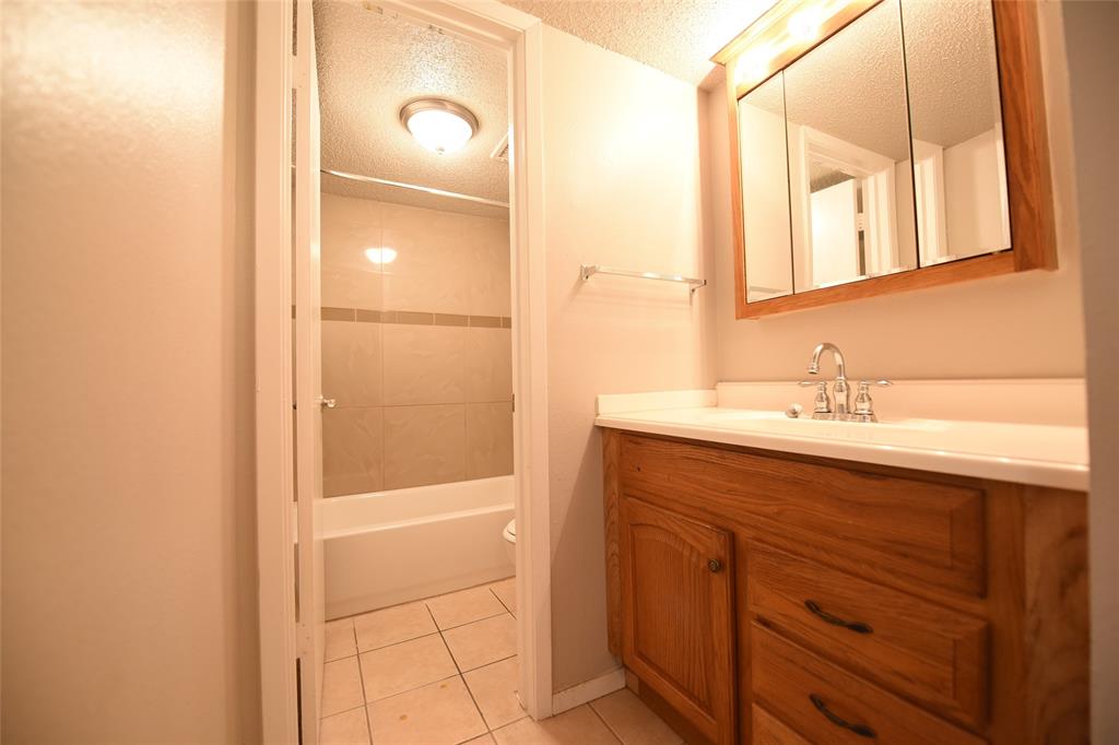 1202 Newning Avenue, Unit 201 Austin, TX 78704 - Photo 15 of 24