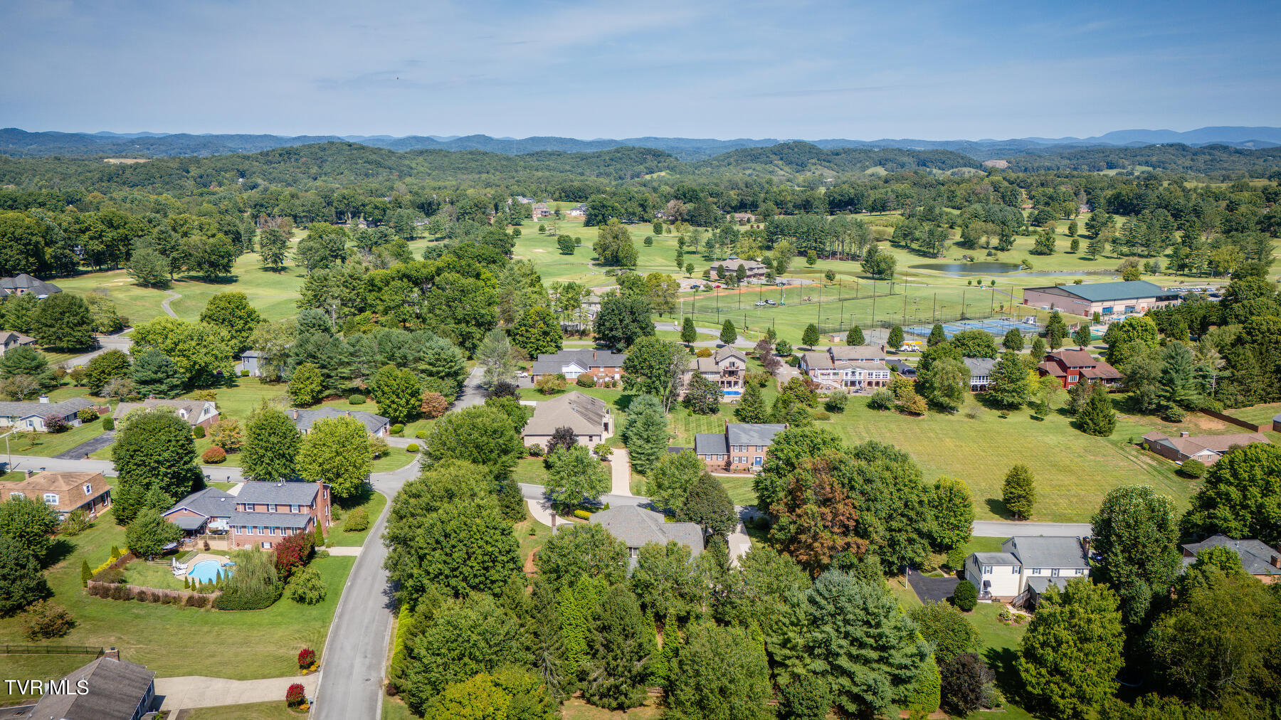 202 Galway Road Bristol, TN 37620 - Photo 11 of 64 104