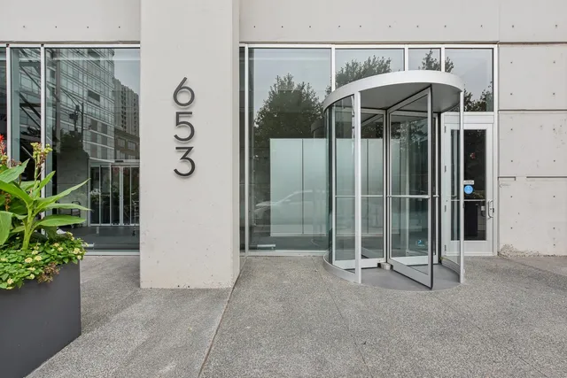 $2,750 | 653 North Kingsbury Street, Unit 2308, Chicago, IL 60654