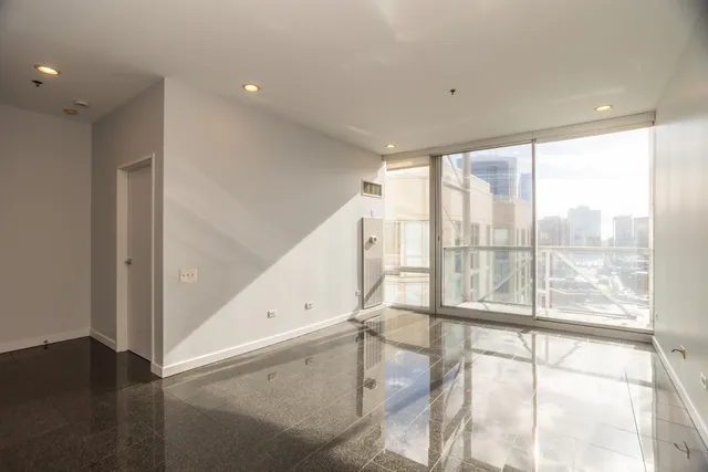 $2,750 | 653 North Kingsbury Street, Unit 2308, Chicago, IL 60654