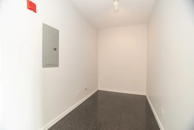 $2,750 | 653 North Kingsbury Street, Unit 2308, Chicago, IL 60654