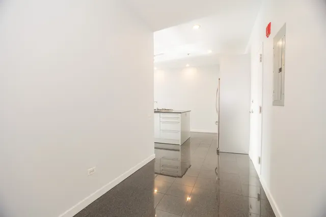 $2,750 | 653 North Kingsbury Street, Unit 2308, Chicago, IL 60654