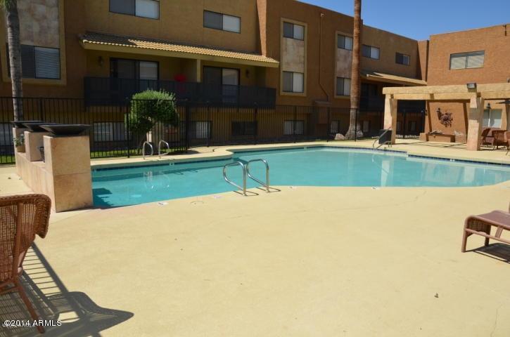 5401 East Thomas Road, Unit 2037 Phoenix, AZ 85018 - Photo 12 of 12 Pool