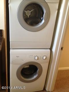 5401 East Thomas Road, Unit 2037 Phoenix, AZ 85018 - Photo 8 of 12 5401 E Thomas Rd #2037-Laundry